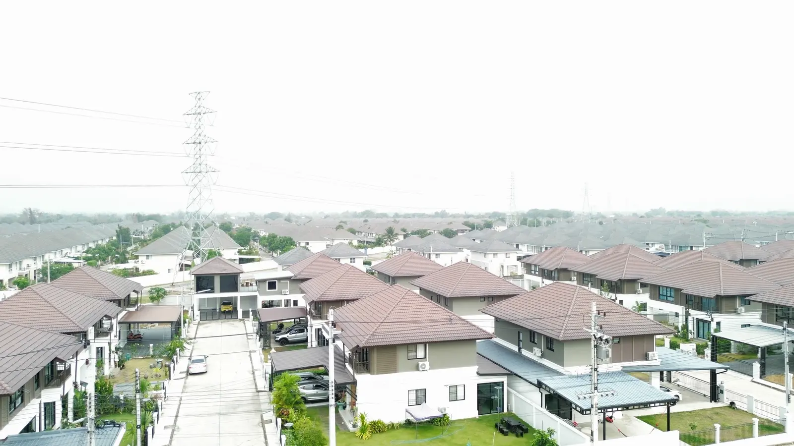 Drone photo of the residential neighborhood in San Kamphaeng